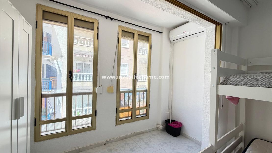 Sale - Apartment - Torrevieja - Playa del Cura