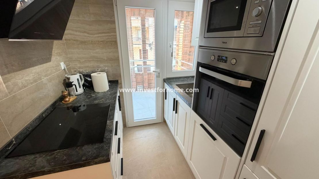 Sale - Apartment - Torrevieja - Playa del Cura