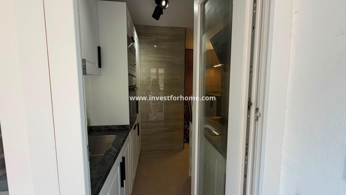 Sale - Apartment - Torrevieja - Playa del Cura