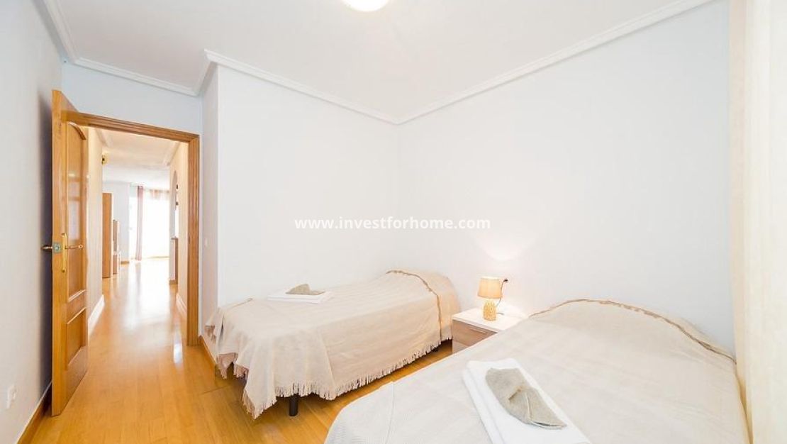 Sale - Apartment - Torrevieja - Playa del Cura