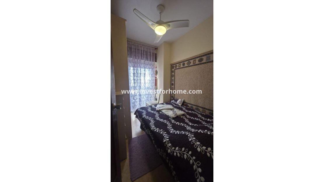 Sale - Apartment - Torrevieja - Playa del Cura