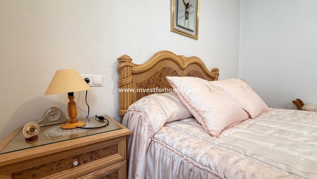 Sale - Apartment - Torrevieja - Playa del Cura