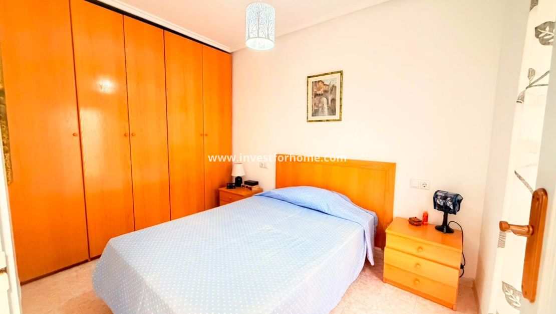 Sale - Apartment - Torrevieja - Playa del Cura
