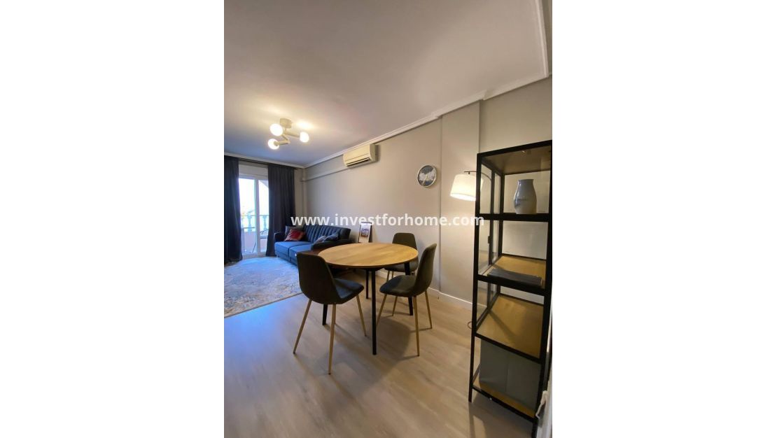 Sale - Apartment - Torrevieja - Playa del Cura
