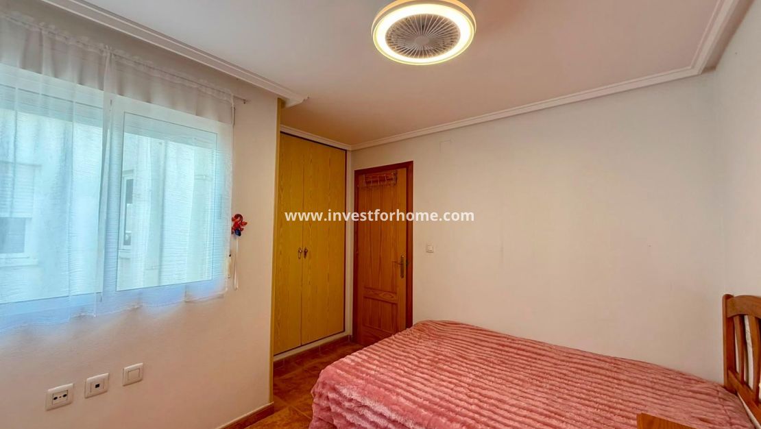Sale - Apartment - Torrevieja - Playa del Cura