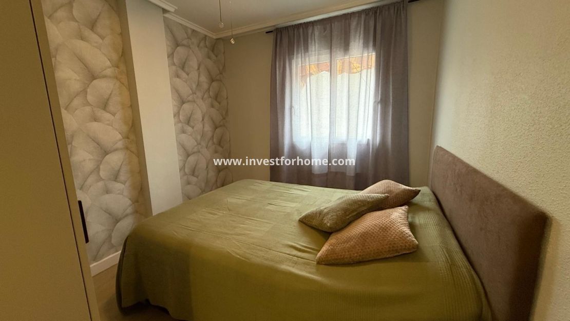Sale - Apartment - Torrevieja - Playa del Cura