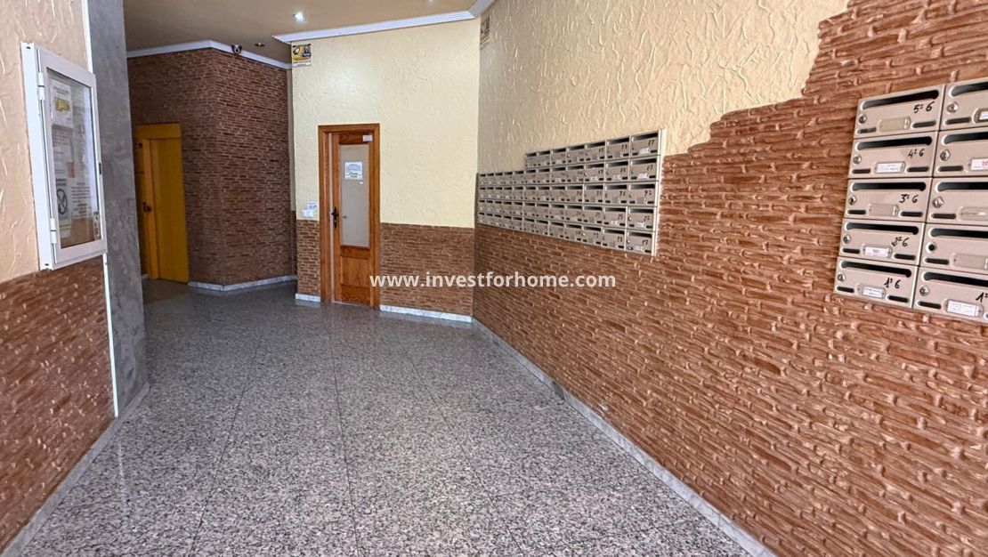 Sale - Apartment - Torrevieja - Playa del Cura