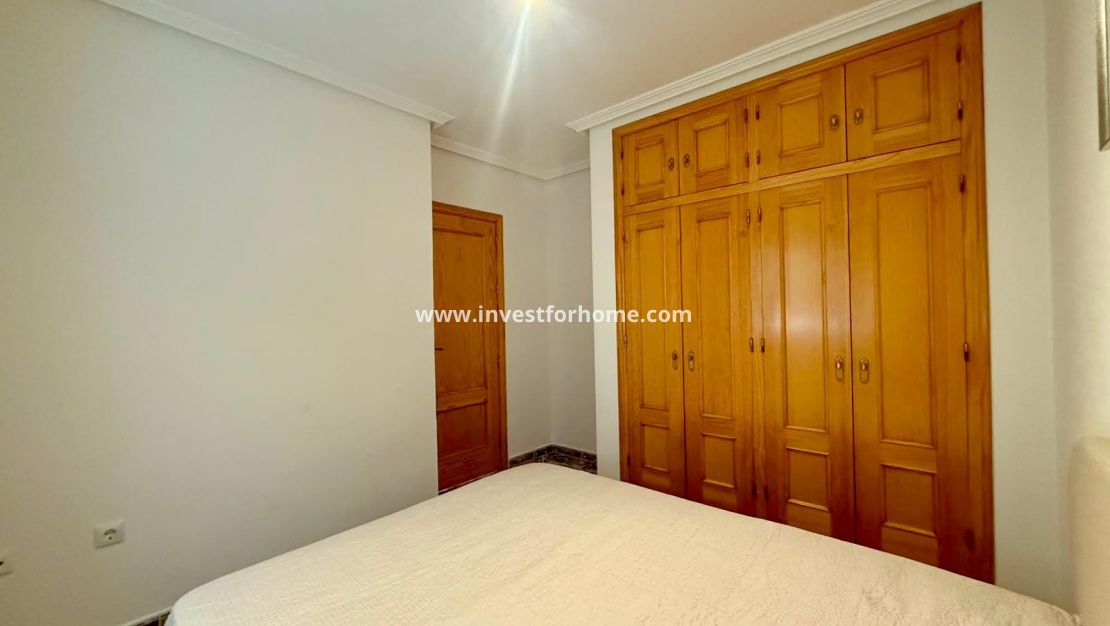 Sale - Apartment - Torrevieja - Playa del Cura