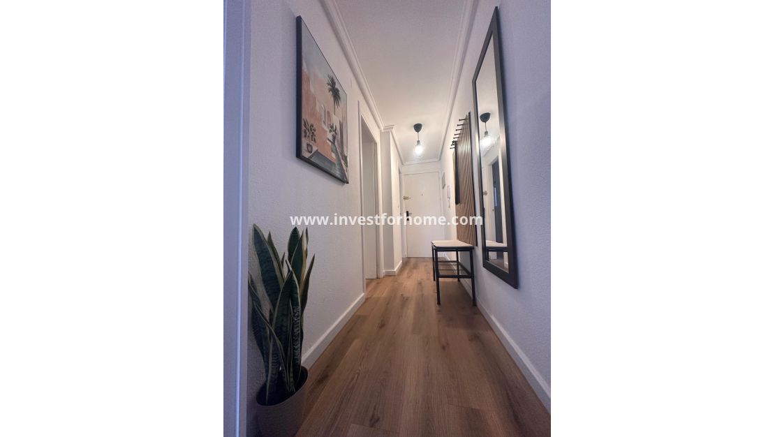 Sale - Apartment - Torrevieja - Playa del Cura