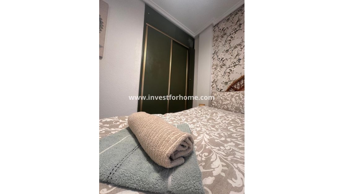 Sale - Apartment - Torrevieja - Playa del Cura