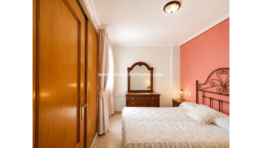 Sale - Apartment - Torrevieja - Playa del Cura