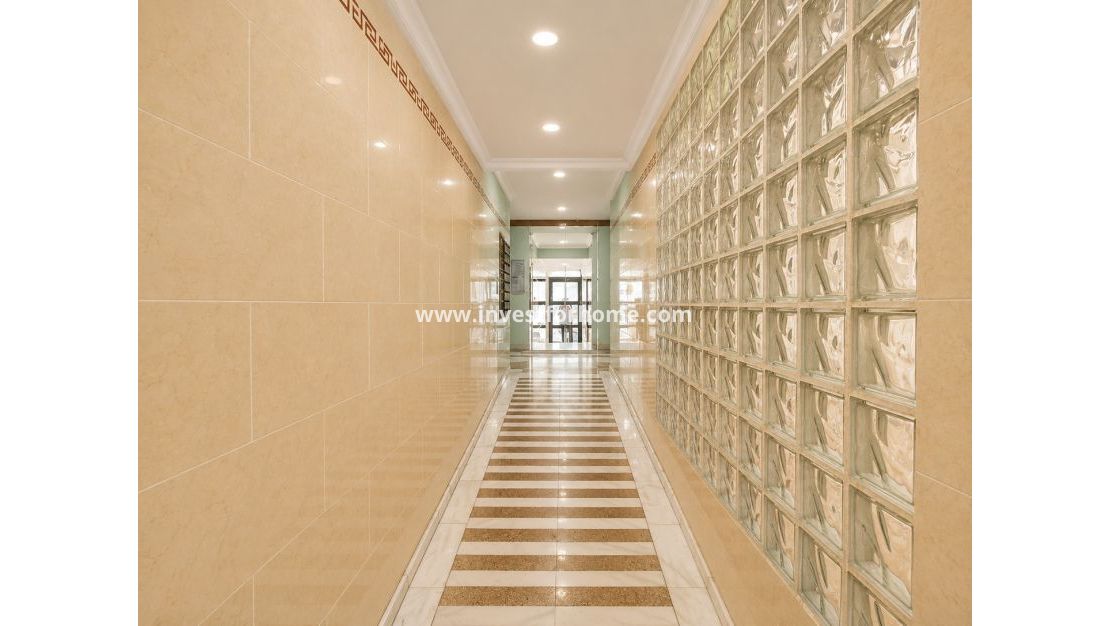 Sale - Apartment - Torrevieja - Playa del Cura