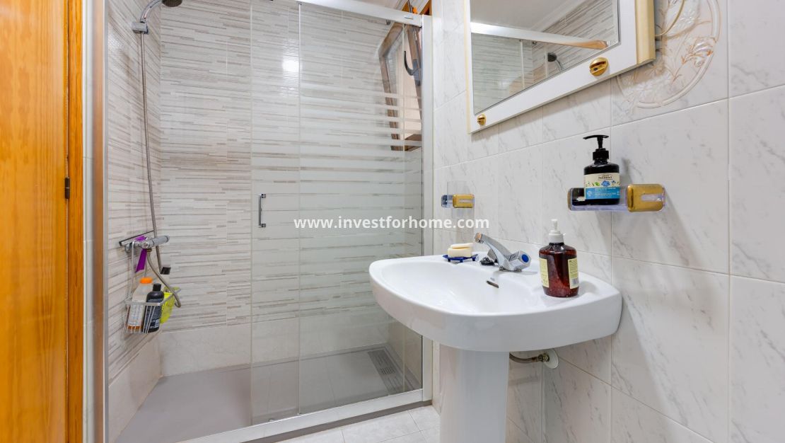 Sale - Apartment - Torrevieja - Playa del Cura