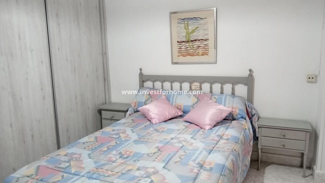 Sale - Apartment - Torrevieja - PLAYA LOS LOCOS