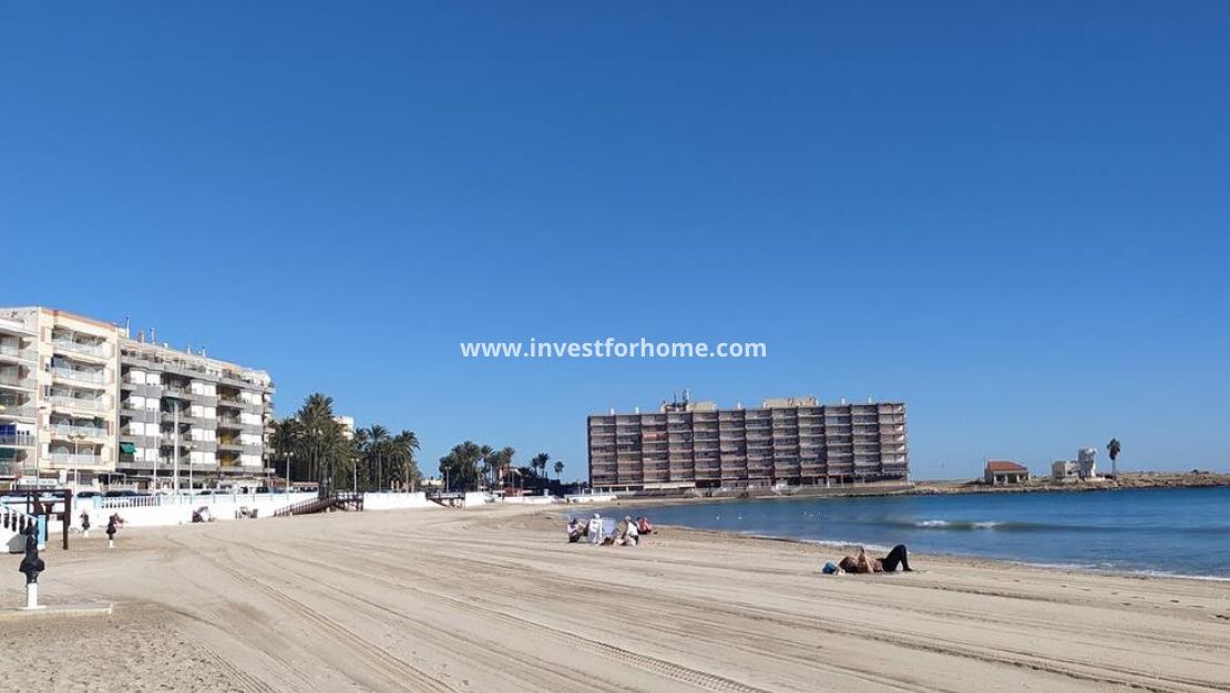 Sale - Apartment - Torrevieja - PLAYA LOS LOCOS