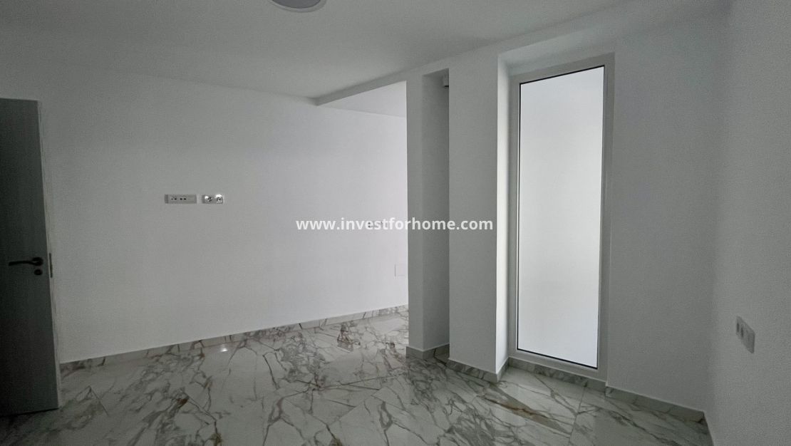 Sale - Apartment - Torrevieja - PLAYA LOS LOCOS