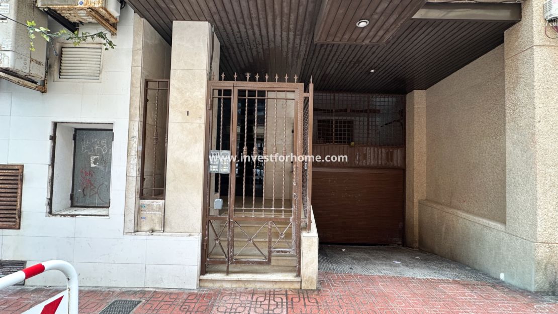 Sale - Apartment - Torrevieja - Playa Los Locos