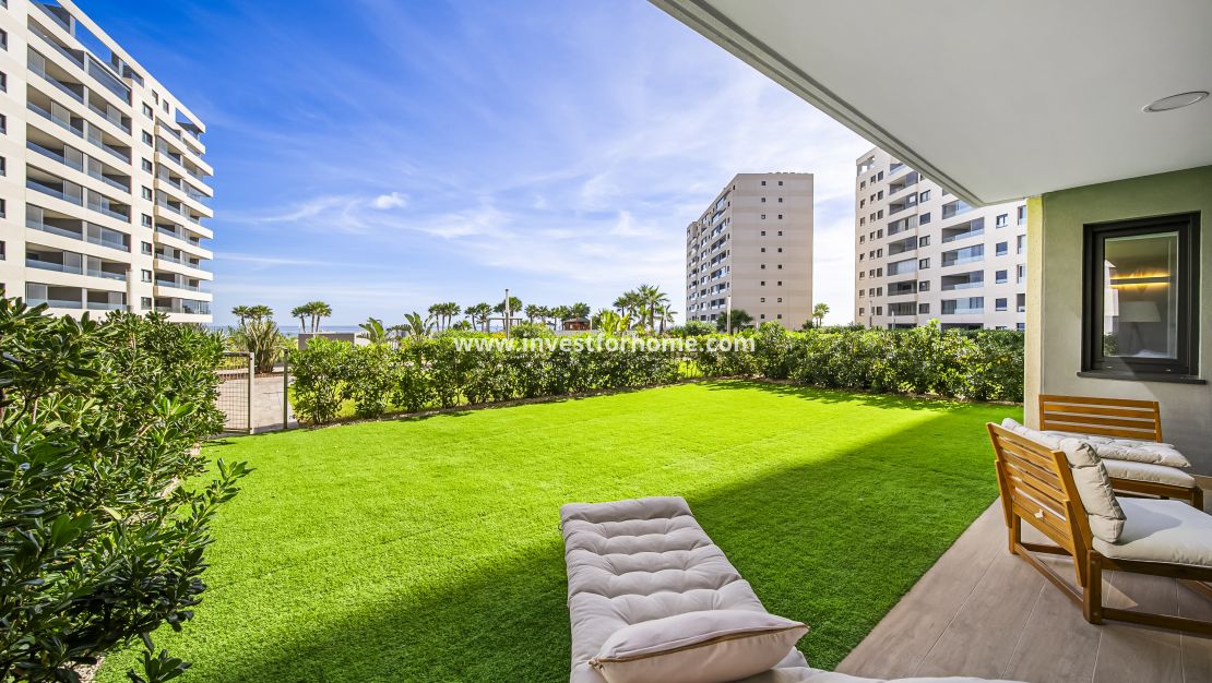 Sale - Apartment - Torrevieja - Punta prima