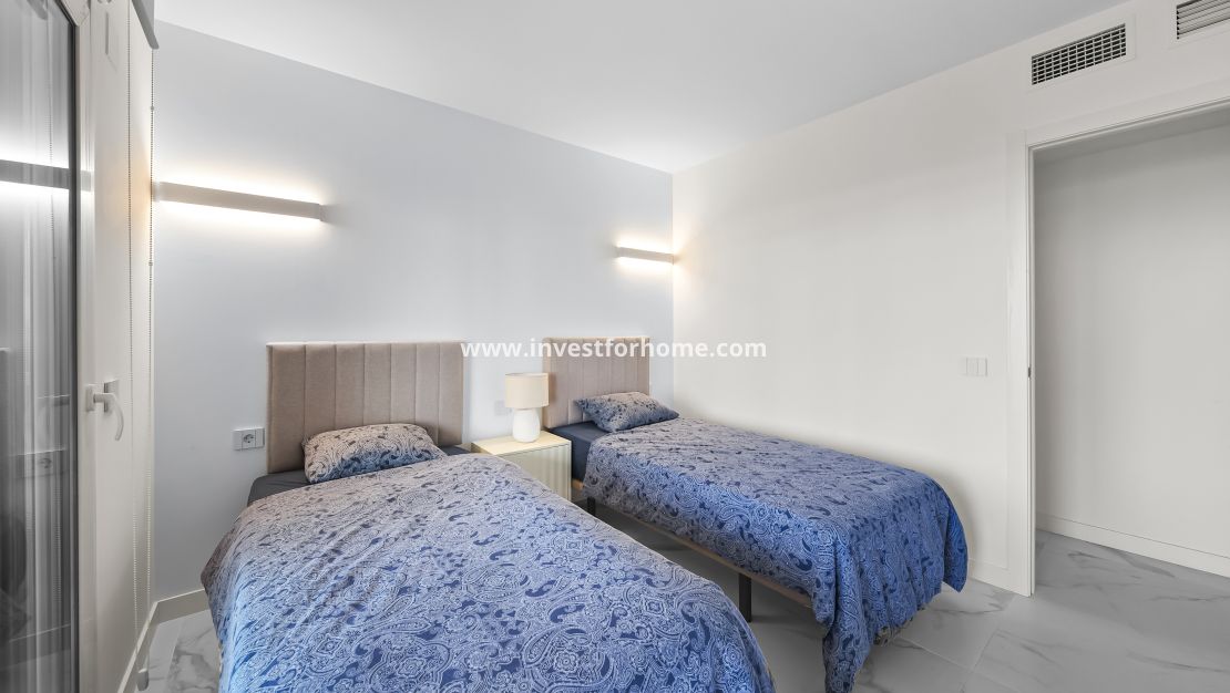 Sale - Apartment - Torrevieja - Punta prima