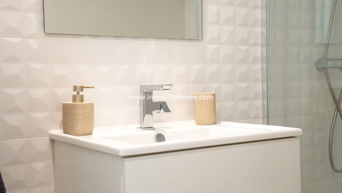 Sale - Apartment - Torrevieja - Punta prima