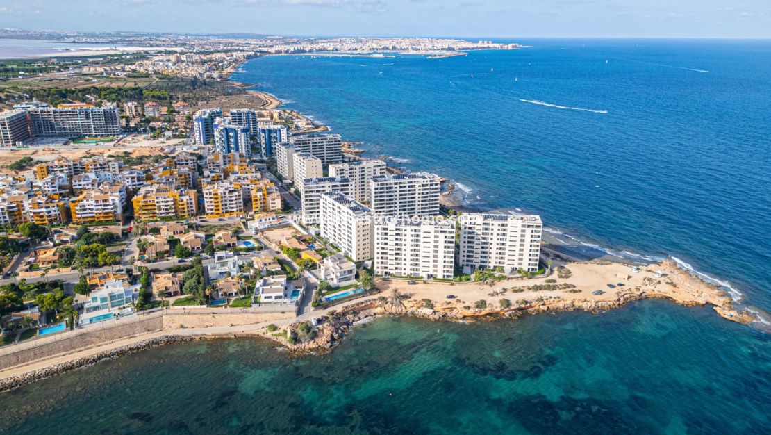 Sale - Apartment - Torrevieja - Punta prima