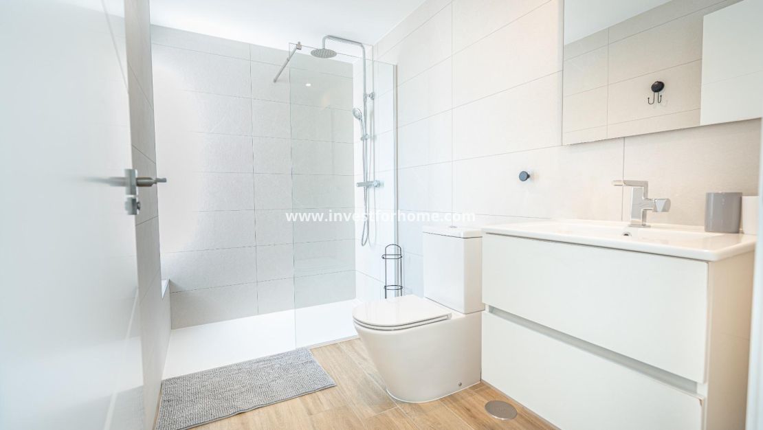 Sale - Apartment - Torrevieja - Punta prima