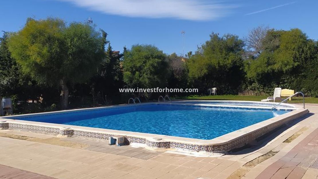 Sale - Apartment - Torrevieja - Punta prima