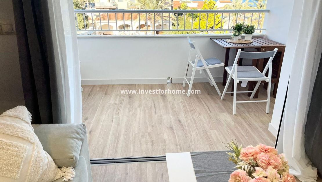 Sale - Apartment - Torrevieja - Punta prima