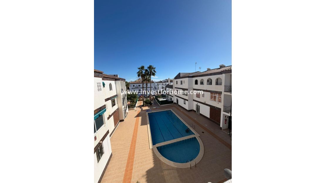 Sale - Apartment - Torrevieja - Punta prima
