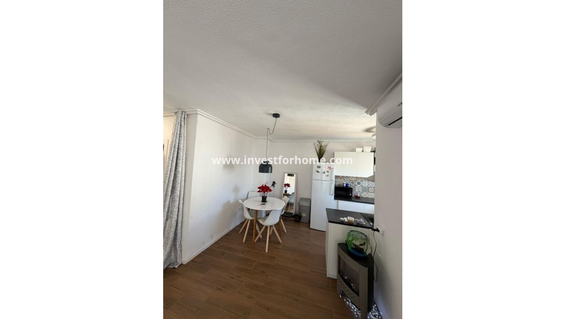 Sale - Apartment - Torrevieja - Punta prima