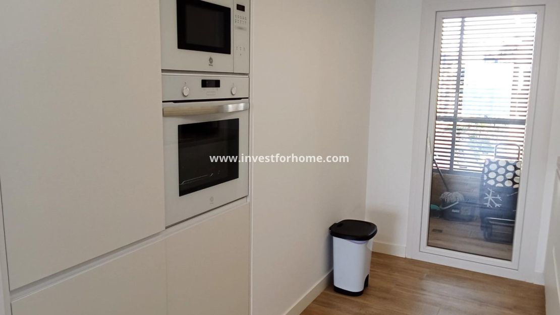 Sale - Apartment - Torrevieja - Punta prima