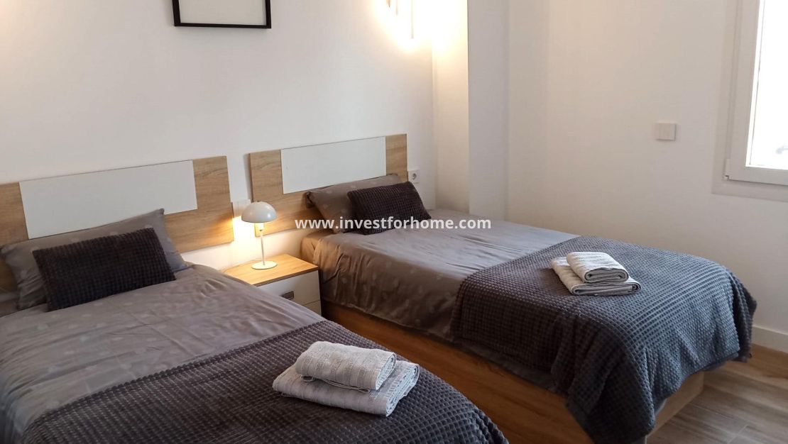 Sale - Apartment - Torrevieja - Punta prima