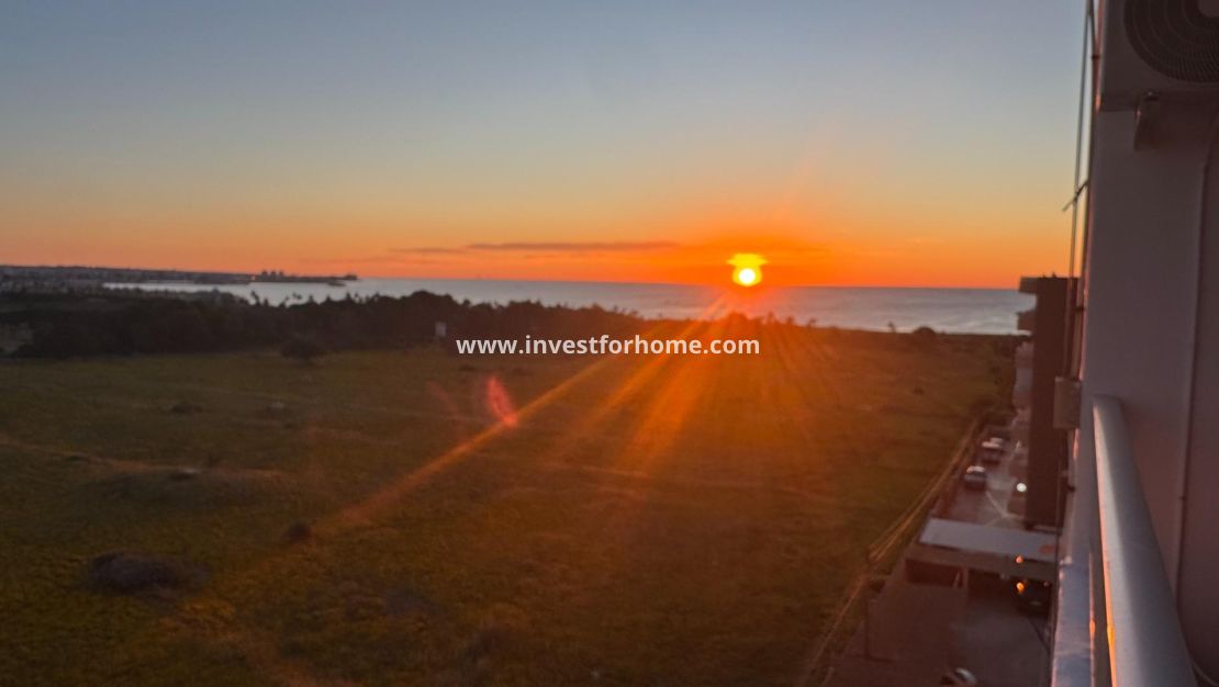 Sale - Apartment - Torrevieja - Punta prima