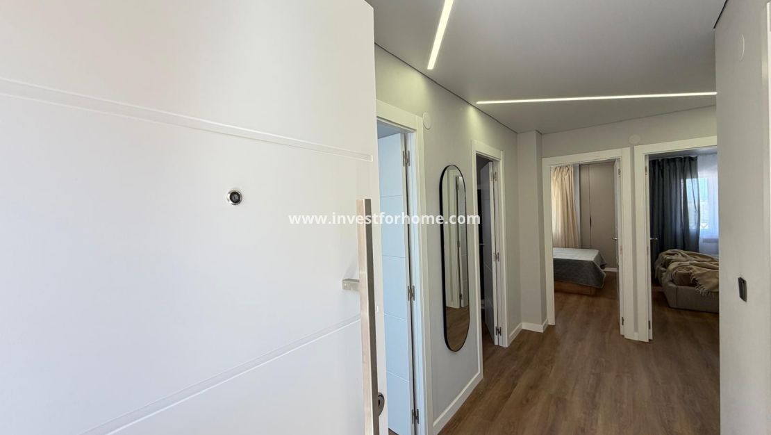 Sale - Apartment - Torrevieja - Punta prima