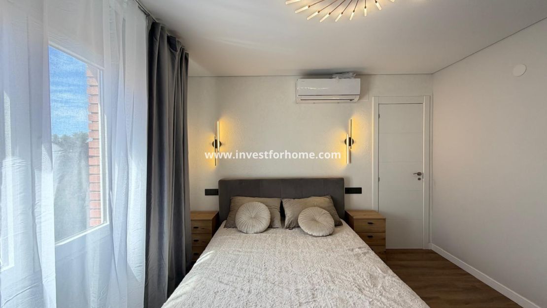 Sale - Apartment - Torrevieja - Punta prima
