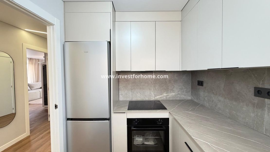 Sale - Apartment - Torrevieja - Punta prima