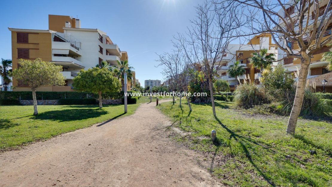 Sale - Apartment - Torrevieja - Punta prima