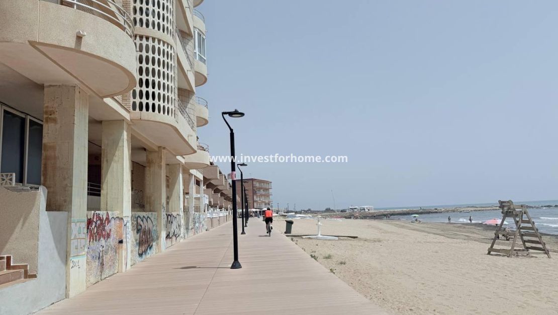 Sale - Apartment - Torrevieja - Torrelamata - La Mata