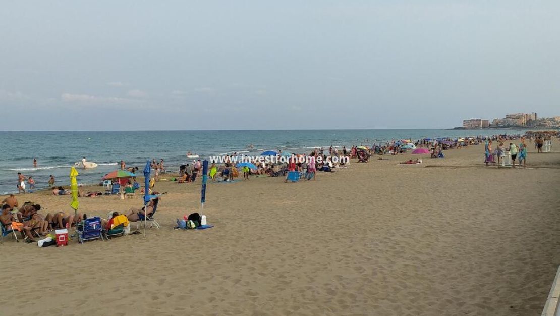 Sale - Apartment - Torrevieja - Torrelamata - La Mata