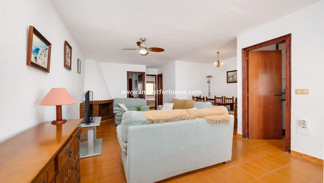 Sale - Apartment - Torrevieja - Torrelamata - La Mata