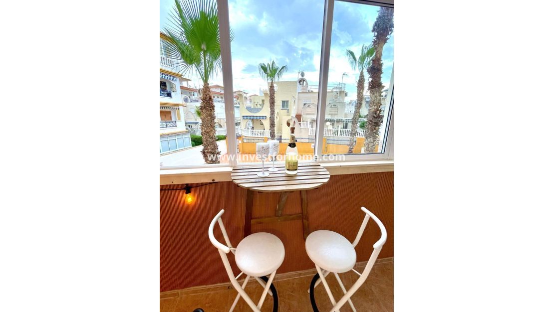 Sale - Apartment - Torrevieja - Torrelamata - La Mata