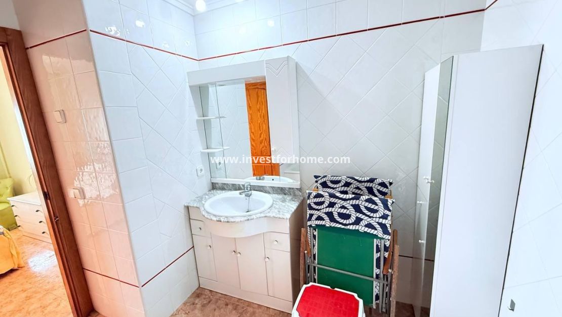 Sale - Apartment - Torrevieja - Torrelamata - La Mata