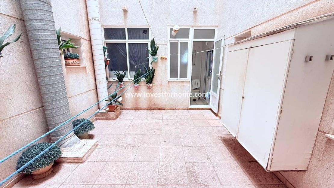 Sale - Apartment - Torrevieja - Torrelamata - La Mata