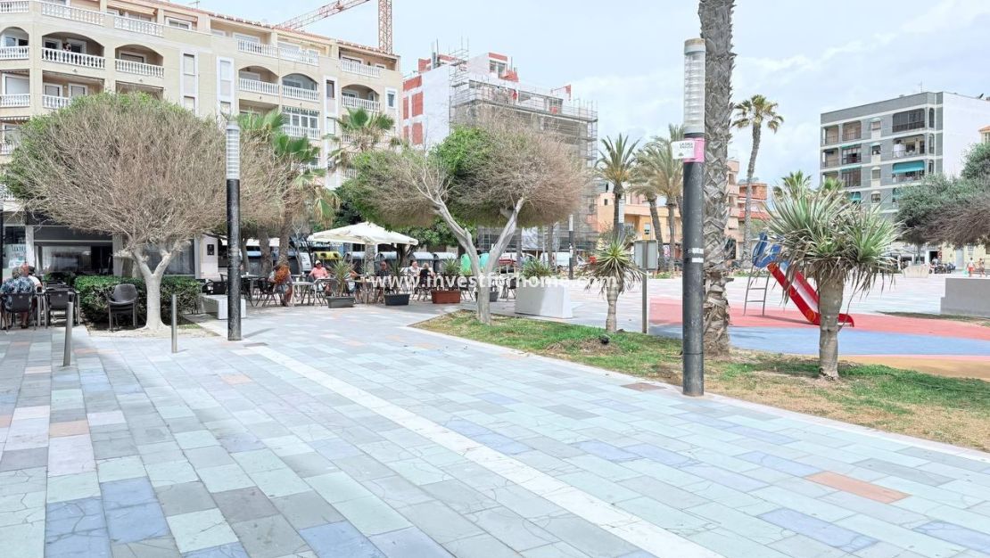 Sale - Apartment - Torrevieja - Torrelamata - La Mata