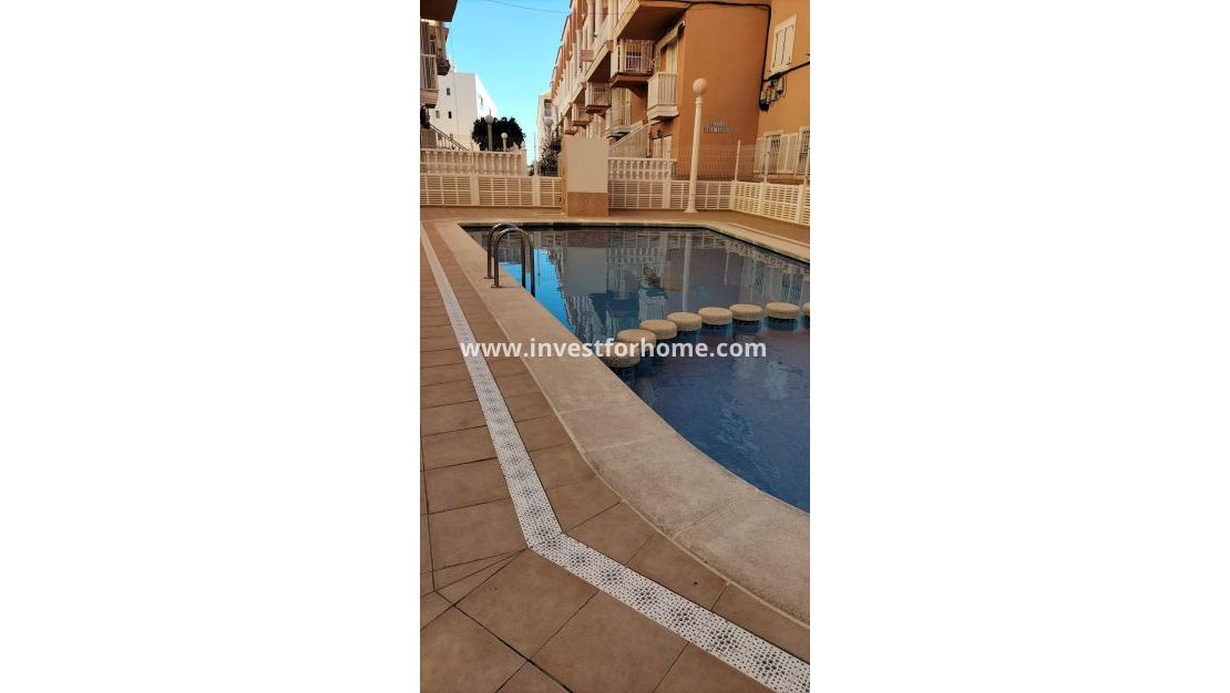 Sale - Apartment - Torrevieja - Torrelamata - La Mata