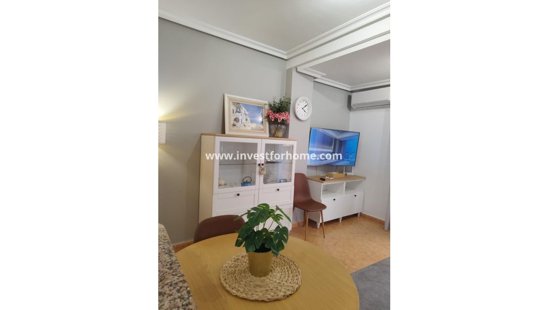 Sale - Apartment - Torrevieja - Torrelamata - La Mata