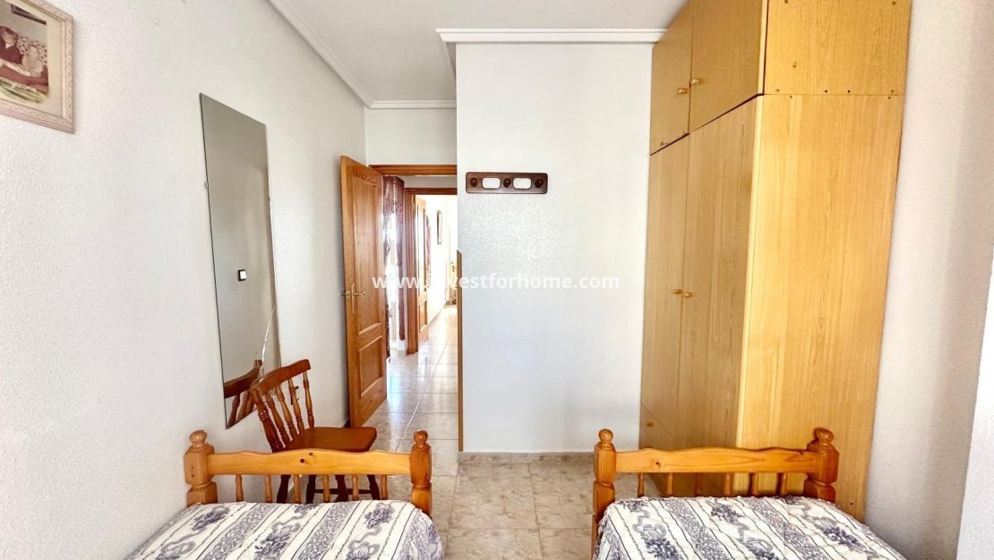 Sale - Apartment - Torrevieja - Torrelamata - La Mata
