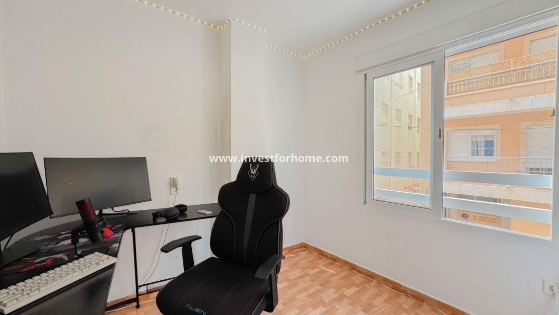 Sale - Apartment - Torrevieja - Torrelamata - La Mata