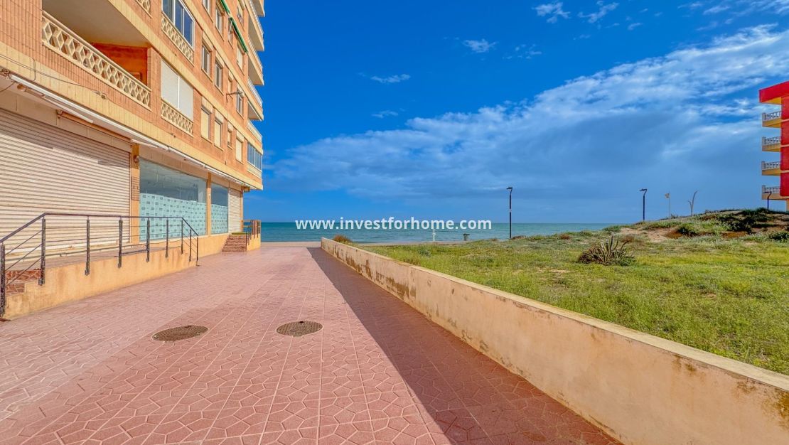 Sale - Apartment - Torrevieja - Torrelamata - La Mata