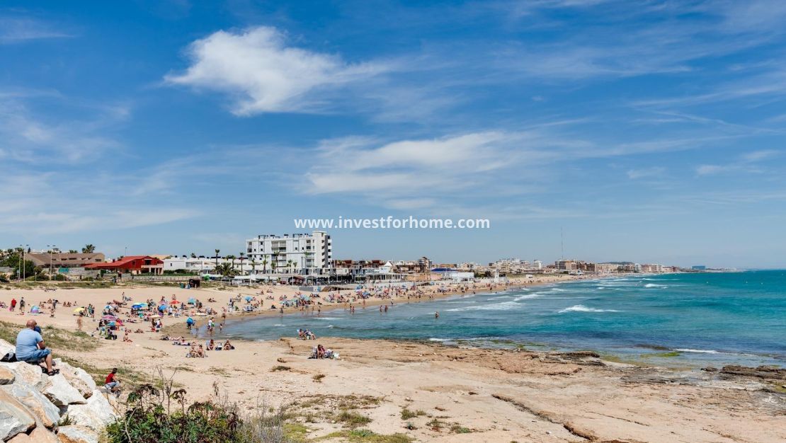 Sale - Apartment - Torrevieja - Torrelamata - La Mata